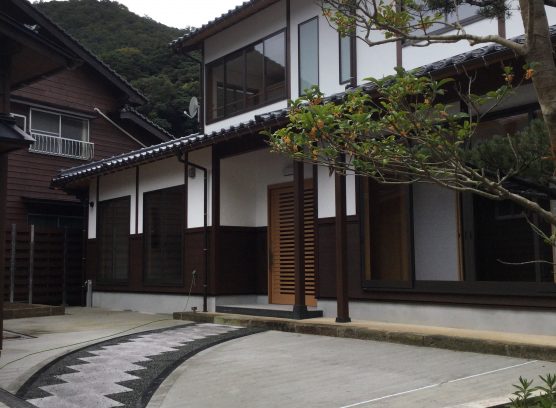 T様邸
